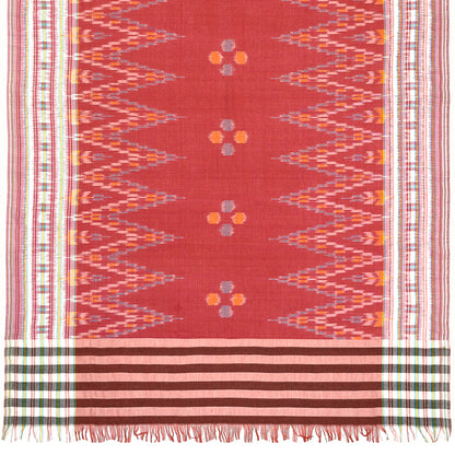 Sarong. Pareo. Schal. Kopftuch. Wickelrock. Strandtuch. Authentisch von Hand gewebt. 100% Viskose. Fair gehandelt circa 180 mal 110 cm circa 200 Gramm. Ikat Tuch mit traditionellen Mustern verziert in Braunbeige.